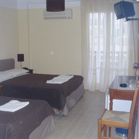 Delfinia Hotel Tínos Kamer foto