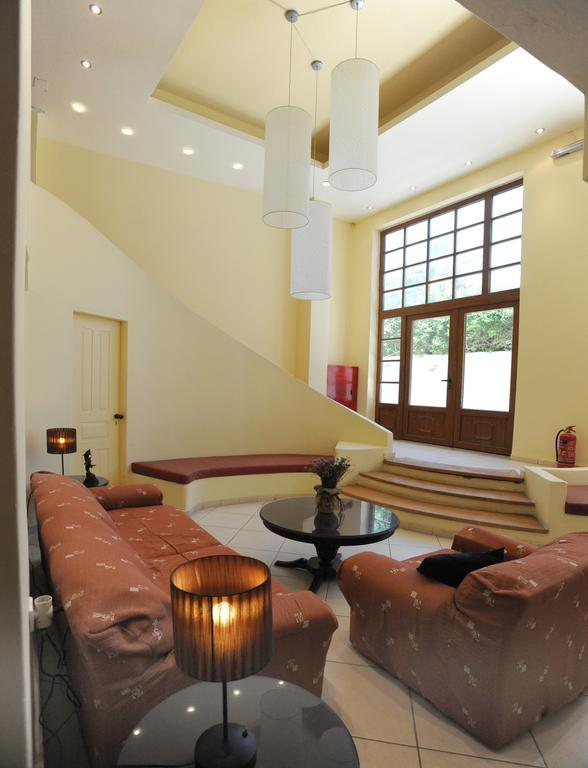 Delfinia Hotel Tínos Buitenkant foto